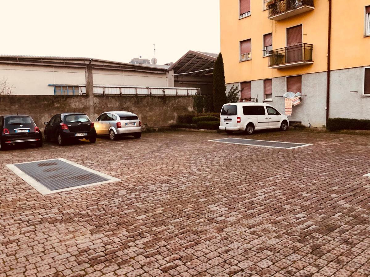 Bergamo Easy Airport Sleep&Fly Parking Apartment Exterior photo